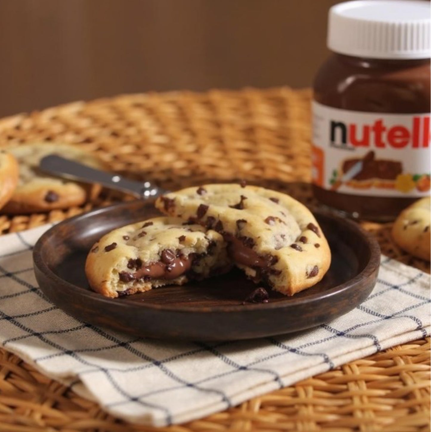Nutella Stuffed Cookies